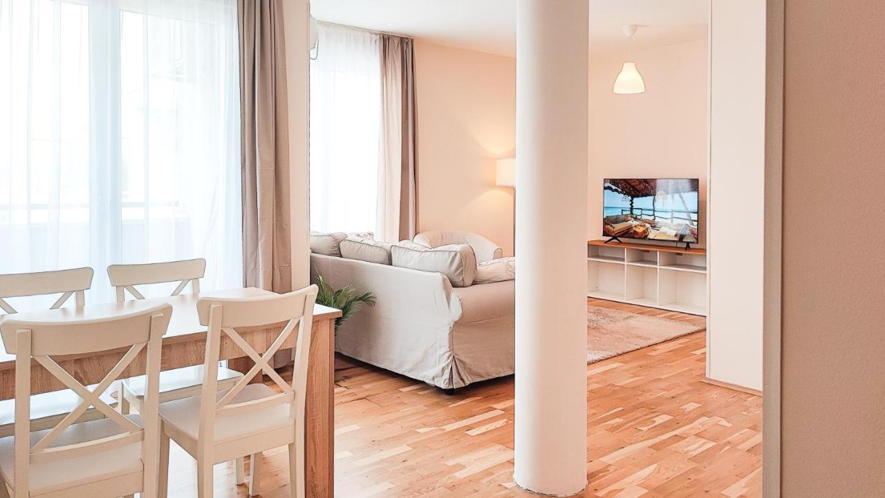 Filinhome Papa Suite 5 Novi Sad Exterior photo